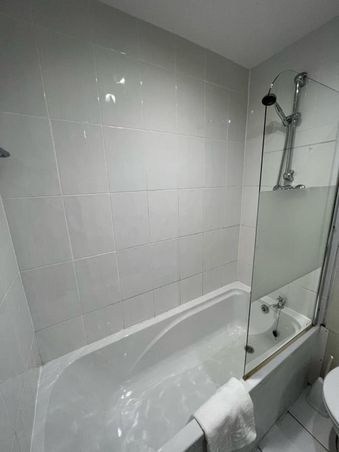 Hermitage Park Hotel Coalville Ngoại thất bức ảnh