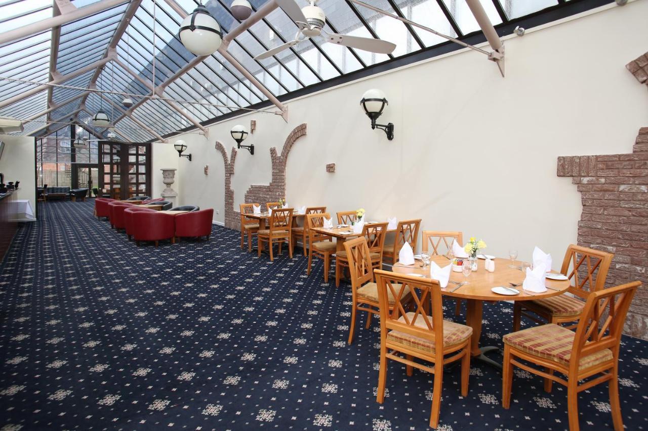Hermitage Park Hotel Coalville Ngoại thất bức ảnh
